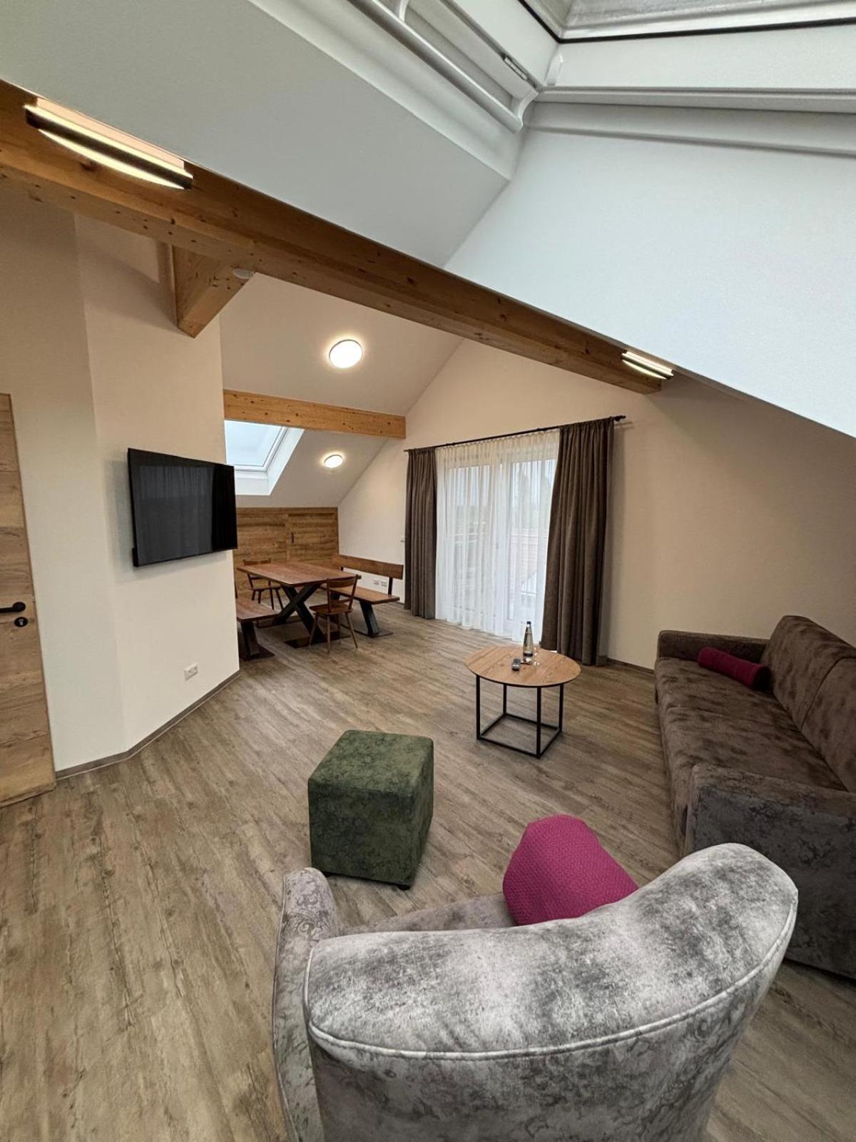 Landgasthaus Zur Linde Pleiskirchen Екстер'єр фото